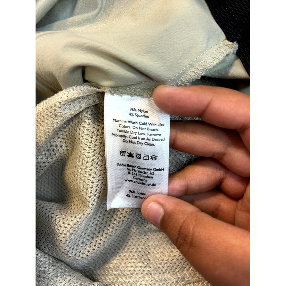 Eddie Bauer Horizon Bermuda Shorts Khaki Colored Tan Women's Size 14 Outdoor - Picture 7 of 15